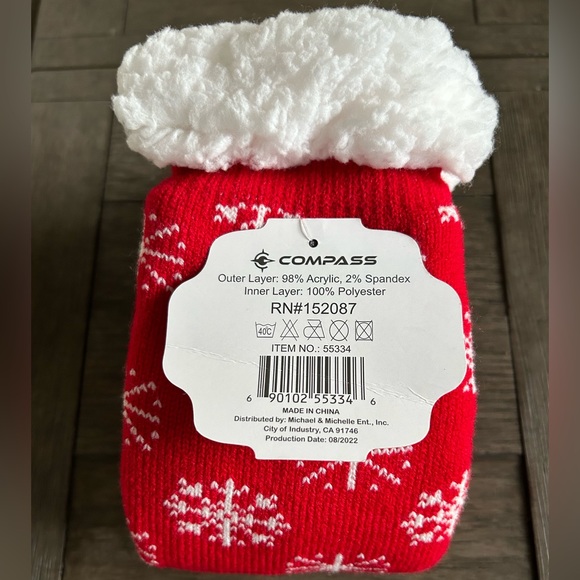 🆕 Sherpa Socks Polar Bear ~ Critter Socks ~ Holiday ~ Winter ~ Unisex ~ OSFM - Picture 14 of 16